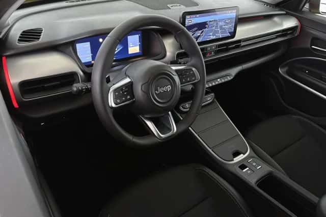Jeep Avenger (2025) thumbnail 5
