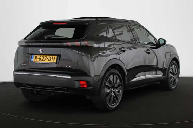 Peugeot e-2008 (2022) thumbnail 3