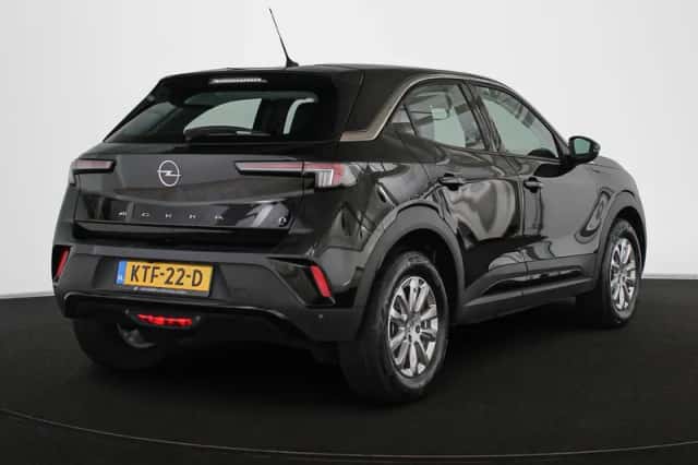 Opel Mokka-e (2023) thumbnail 3