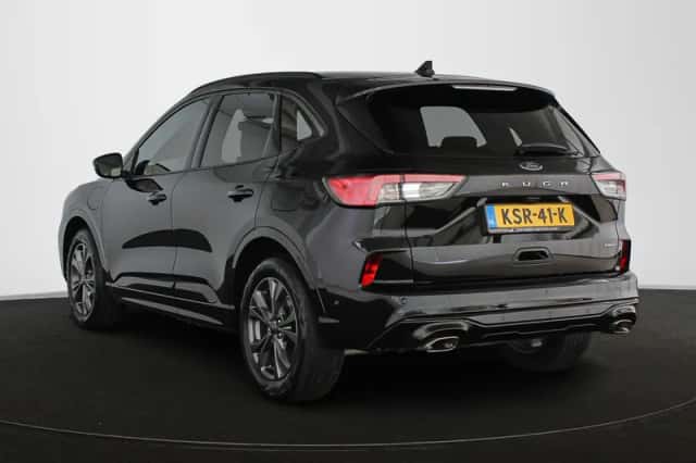 Ford Kuga (2021) thumbnail 4