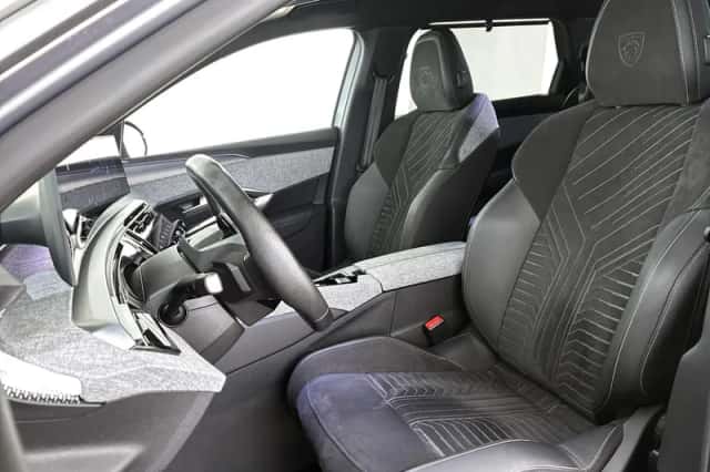 Peugeot 5008 (2025) thumbnail 6