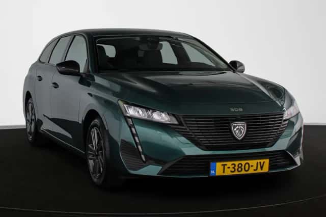 Peugeot 308 (2023) thumbnail 2