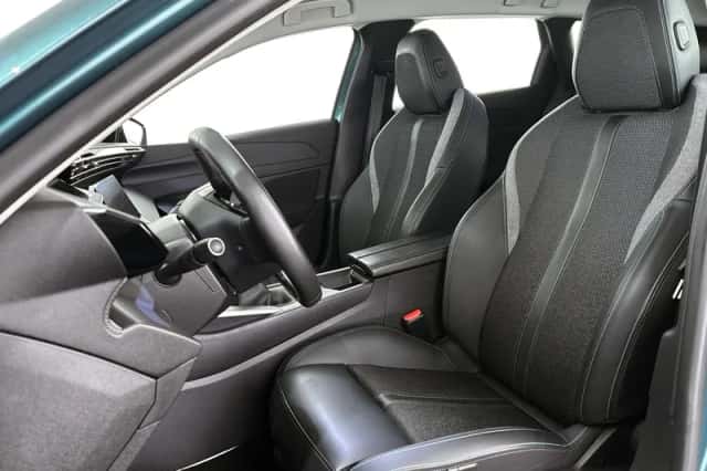 Peugeot 308 (2023) thumbnail 6