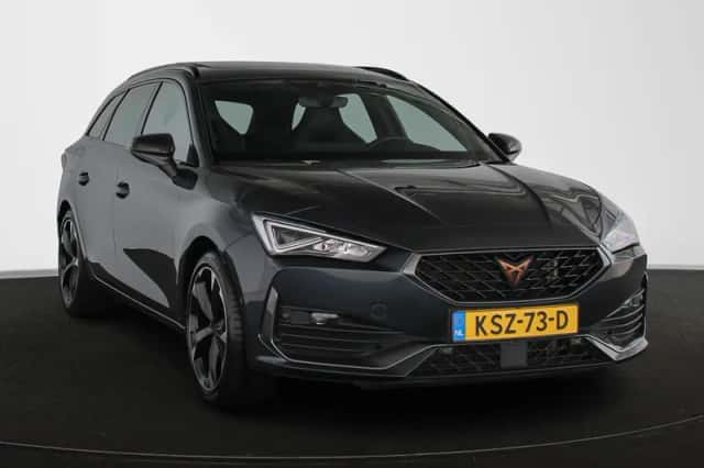 CUPRA Leon Sportstourer (2023) thumbnail 2