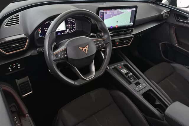 CUPRA Leon Sportstourer (2023) thumbnail 5