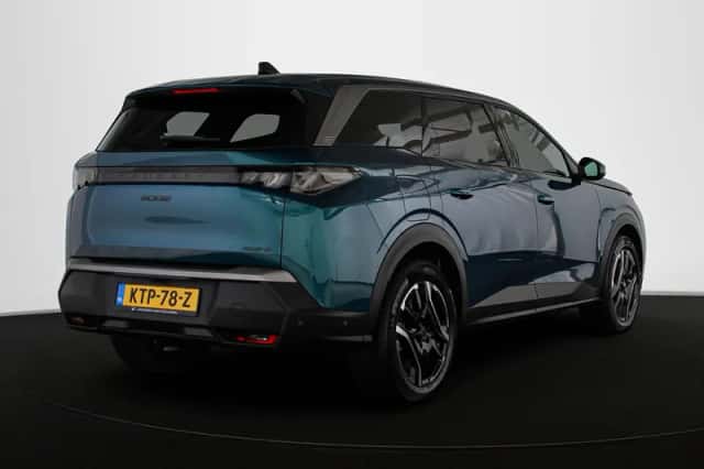 Peugeot 5008 (2026) thumbnail 3