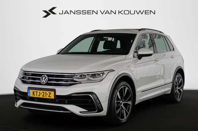 Volkswagen Tiguan (2022) thumbnail 1