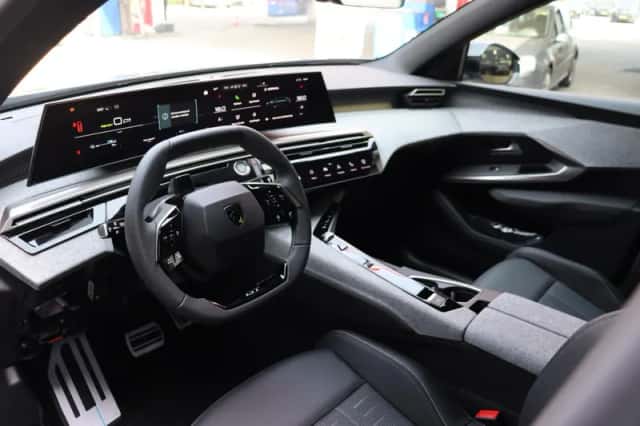 Peugeot E-5008 (2026) thumbnail 5