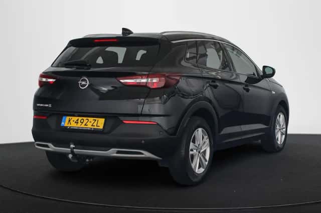 Opel Grandland X (2021) thumbnail 3