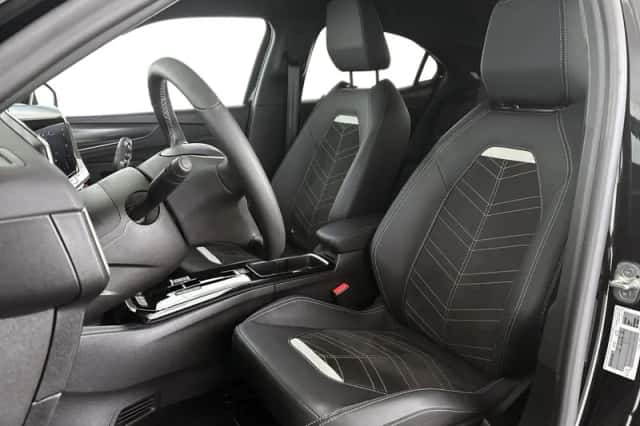 Opel Mokka-e (2024) thumbnail 6