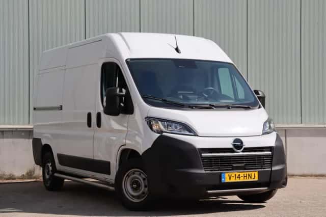 Opel Movano (2024) thumbnail 2