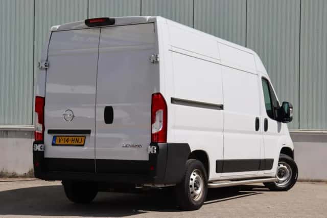 Opel Movano (2024) thumbnail 4