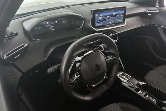 Peugeot 2008 (2025) thumbnail 5