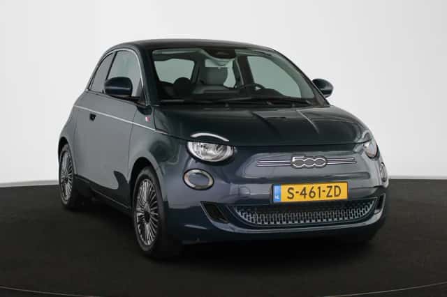 Fiat 500 (2023) thumbnail 2