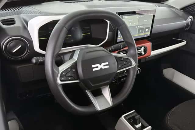 Dacia Spring (2024) thumbnail 5