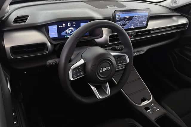 Jeep Avenger (2025) thumbnail 5