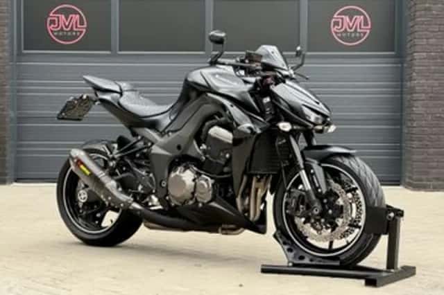 KAWASAKI Z1000 (2015) thumbnail 1