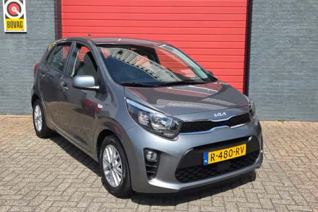 Kia Picanto (2022) thumbnail 2