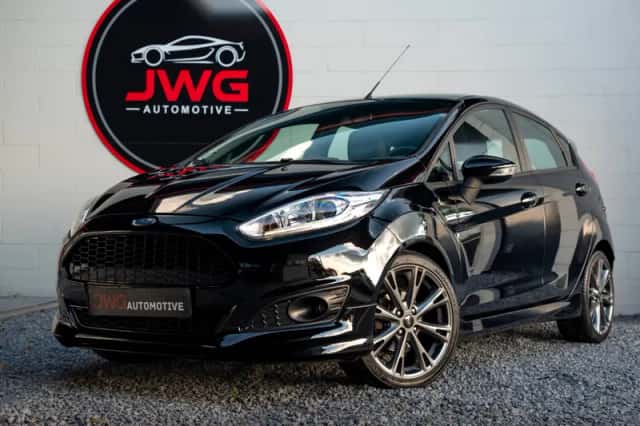 Ford Fiesta (2016) thumbnail 1