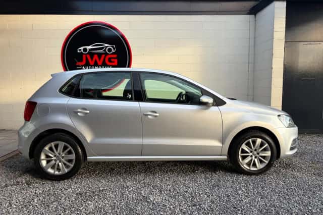 Volkswagen Polo (2014) thumbnail 4