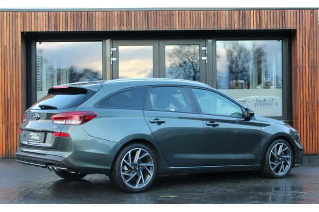 Hyundai i30 (2022) thumbnail 4