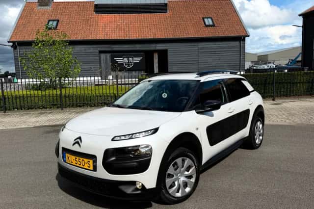 Citroën C4 Cactus (2016) thumbnail 1