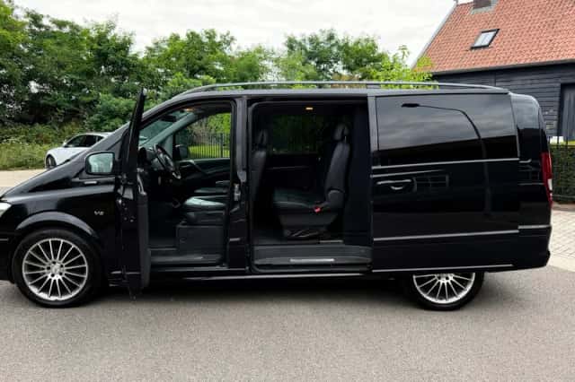 Mercedes-Benz Viano (2013) thumbnail 5