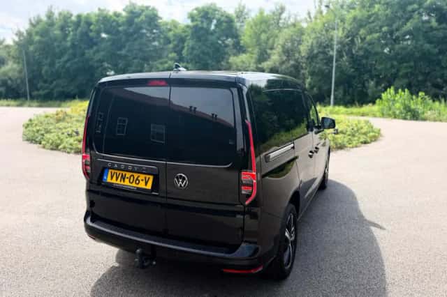 Volkswagen Caddy (2023) thumbnail 5