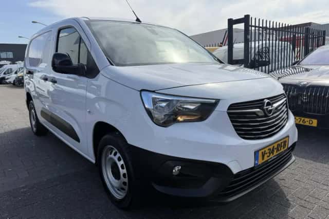 Opel Combo (2024) thumbnail 4