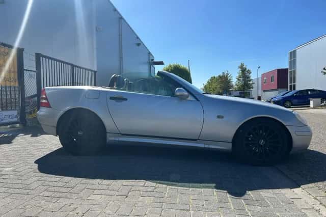 Mercedes-Benz SLK-Klasse (2000) thumbnail 6