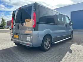 Renault Trafic (2010) thumbnail 5