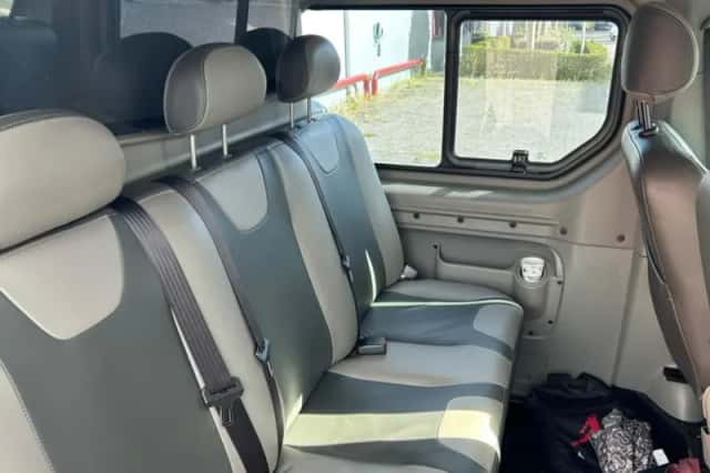 Renault Trafic (2010) thumbnail 6