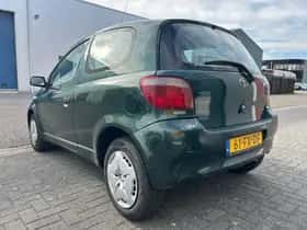 Toyota Yaris thumbnail 7