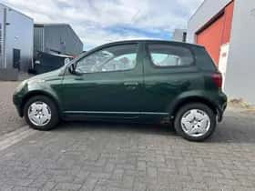 Toyota Yaris (2000) thumbnail 8