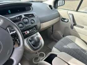 Renault Scénic thumbnail 12