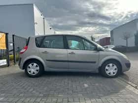 Renault Scénic (2005) thumbnail 5