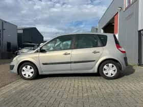 Renault Scénic thumbnail 9