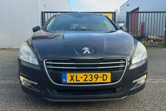 Peugeot 508 (2012) thumbnail 3
