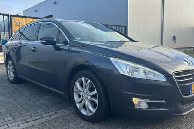 Peugeot 508 (2012) thumbnail 4