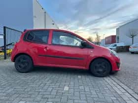 Renault Twingo (2011) thumbnail 5