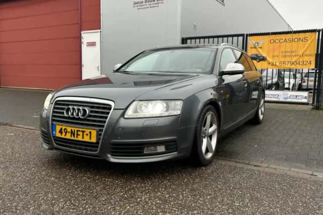 Audi A6 (2010) thumbnail 2