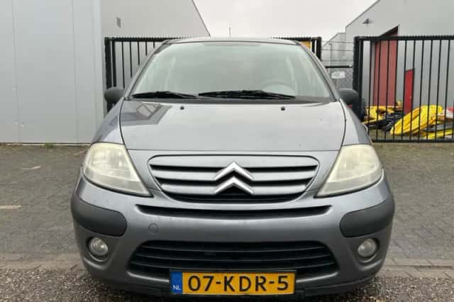 Citroën C3 (2009) thumbnail 3