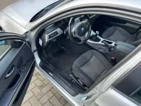 BMW 3-Serie thumbnail 10