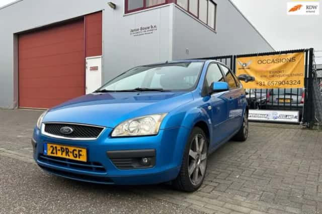 Ford Focus (2004) thumbnail 1