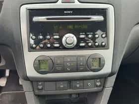 Ford Focus thumbnail 16
