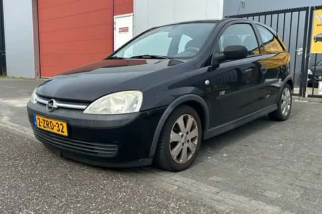 Opel Corsa (2002) thumbnail 1