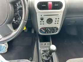 Opel Corsa thumbnail 12