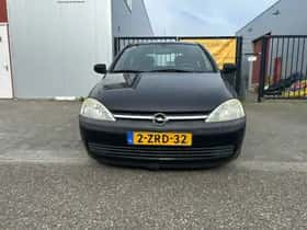 Opel Corsa (2002) thumbnail 3
