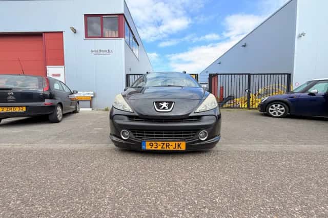 Peugeot 207 (2008) thumbnail 3