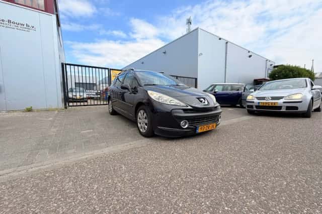 Peugeot 207 (2008) thumbnail 4